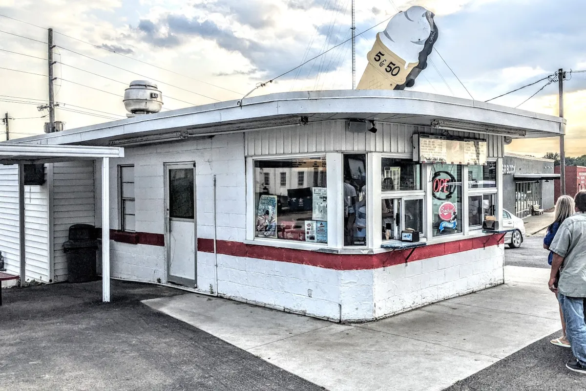 5 & 50 Drive-In photo 1