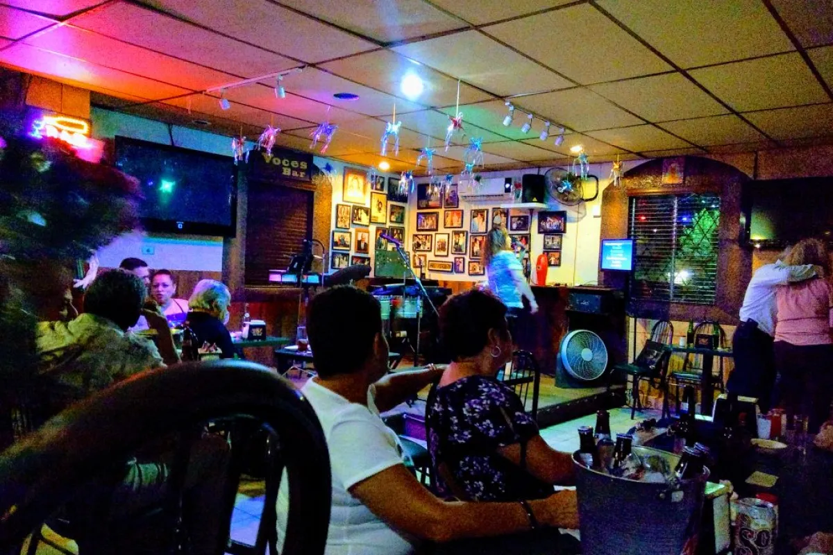 Voces Bar photo 1