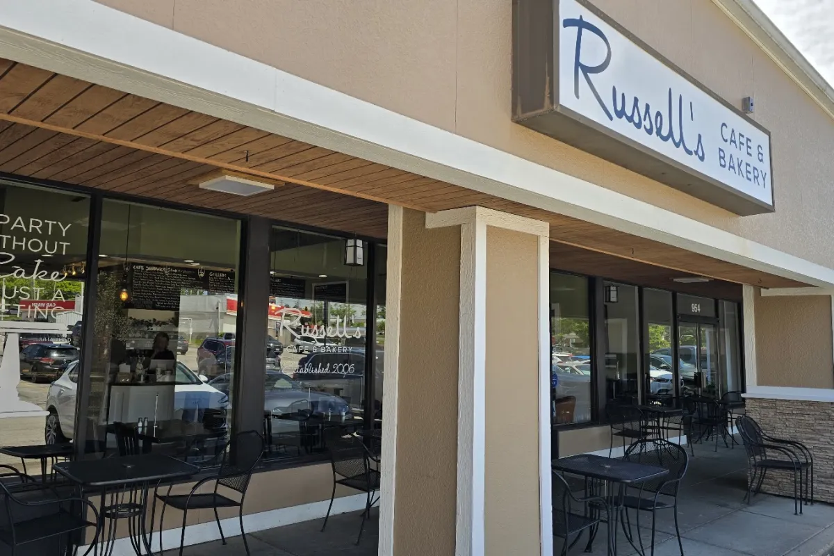 Russell's Cafe & Bakery photo 1