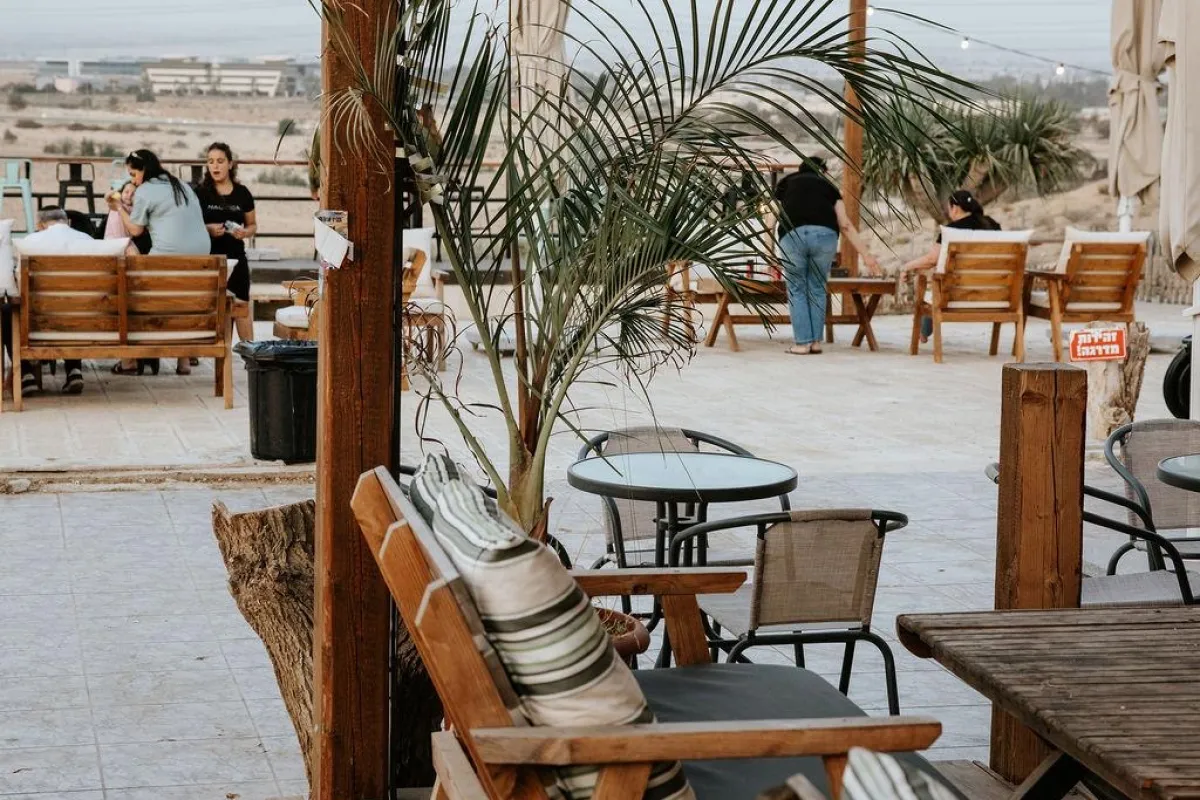 הדבשת - עגלת קפה במדבר photo 1