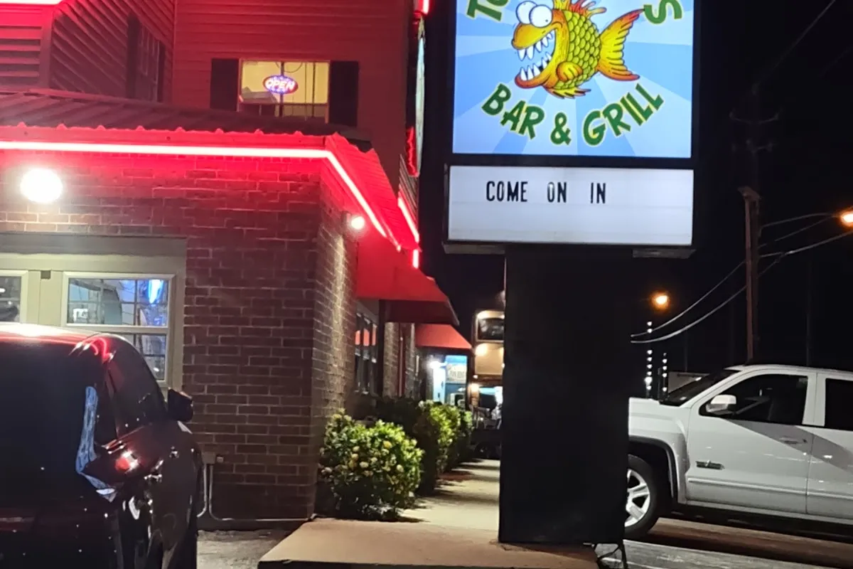 Tom and Jerry's, Bar & Grill photo 1