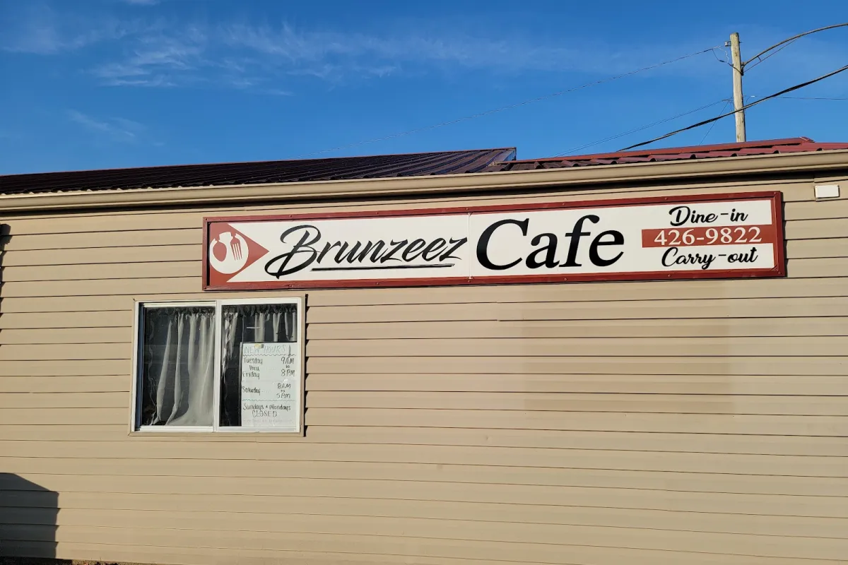 Brunzeez Cafe photo 1