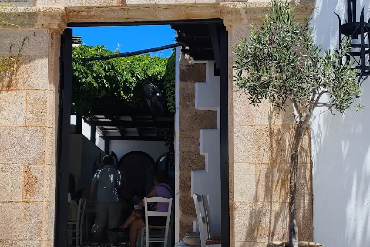Village Cafe Lindos photo 1