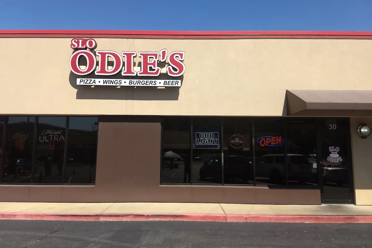 Slo Odie's photo 1
