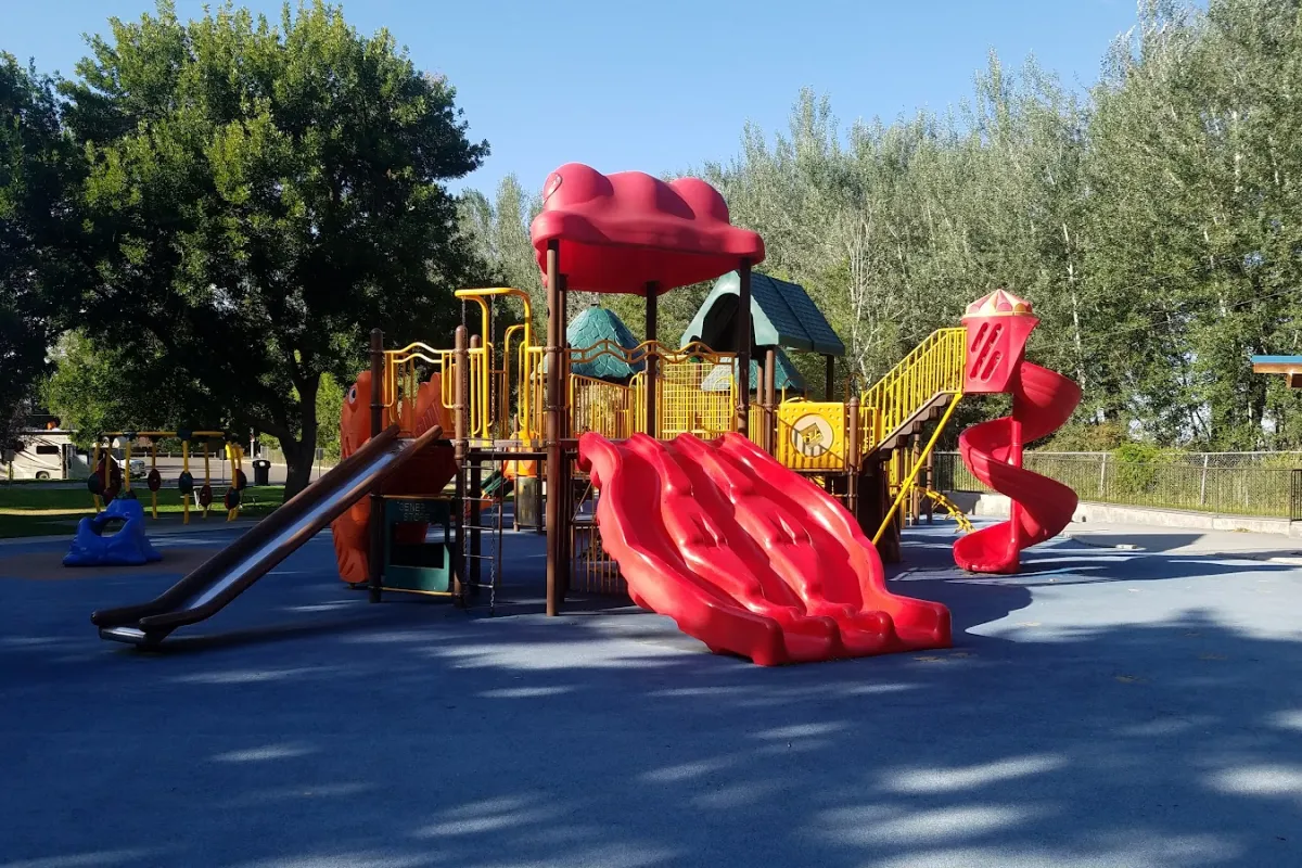 Tautphaus Park photo 1