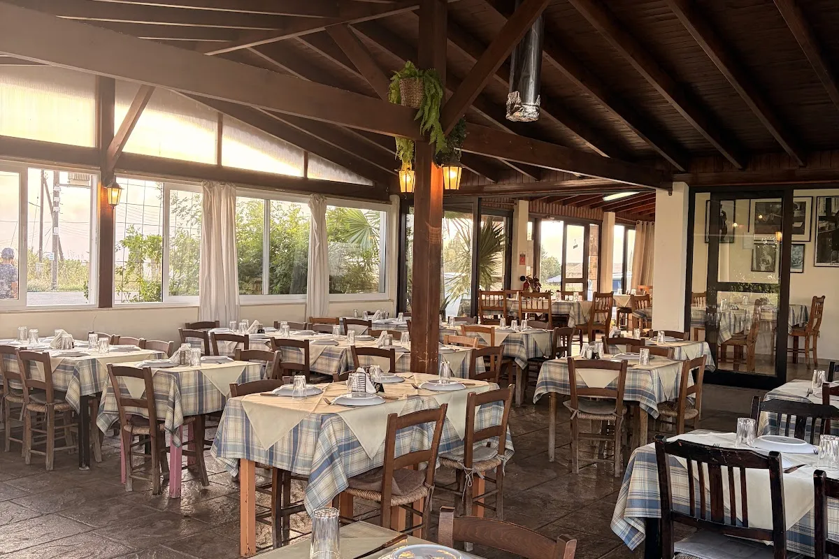 Fytos Grill House photo 1