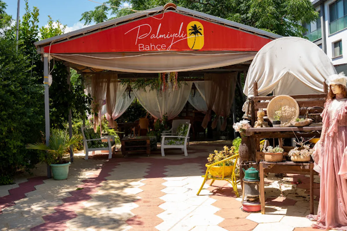 Palmiyeli Bahçe photo 1