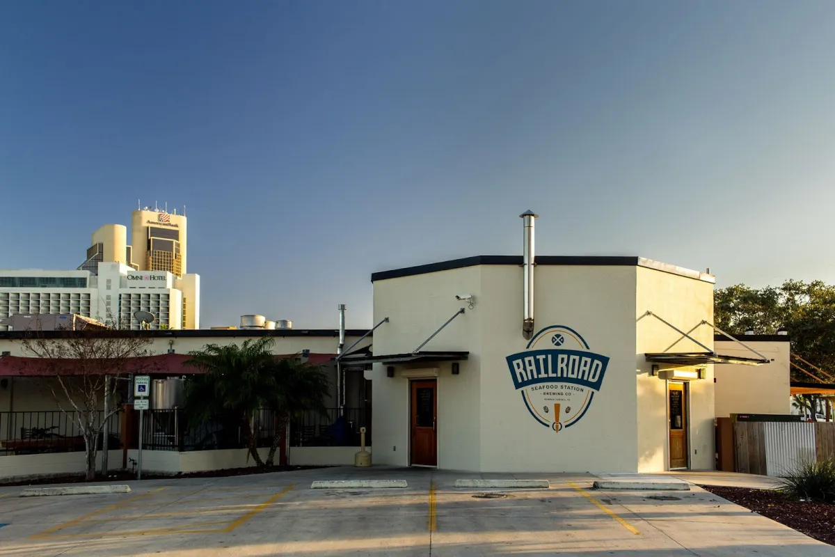 Railroad Seafood & Brewery - Downtown photo 1