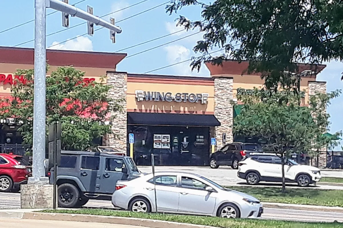Wingstop photo 1