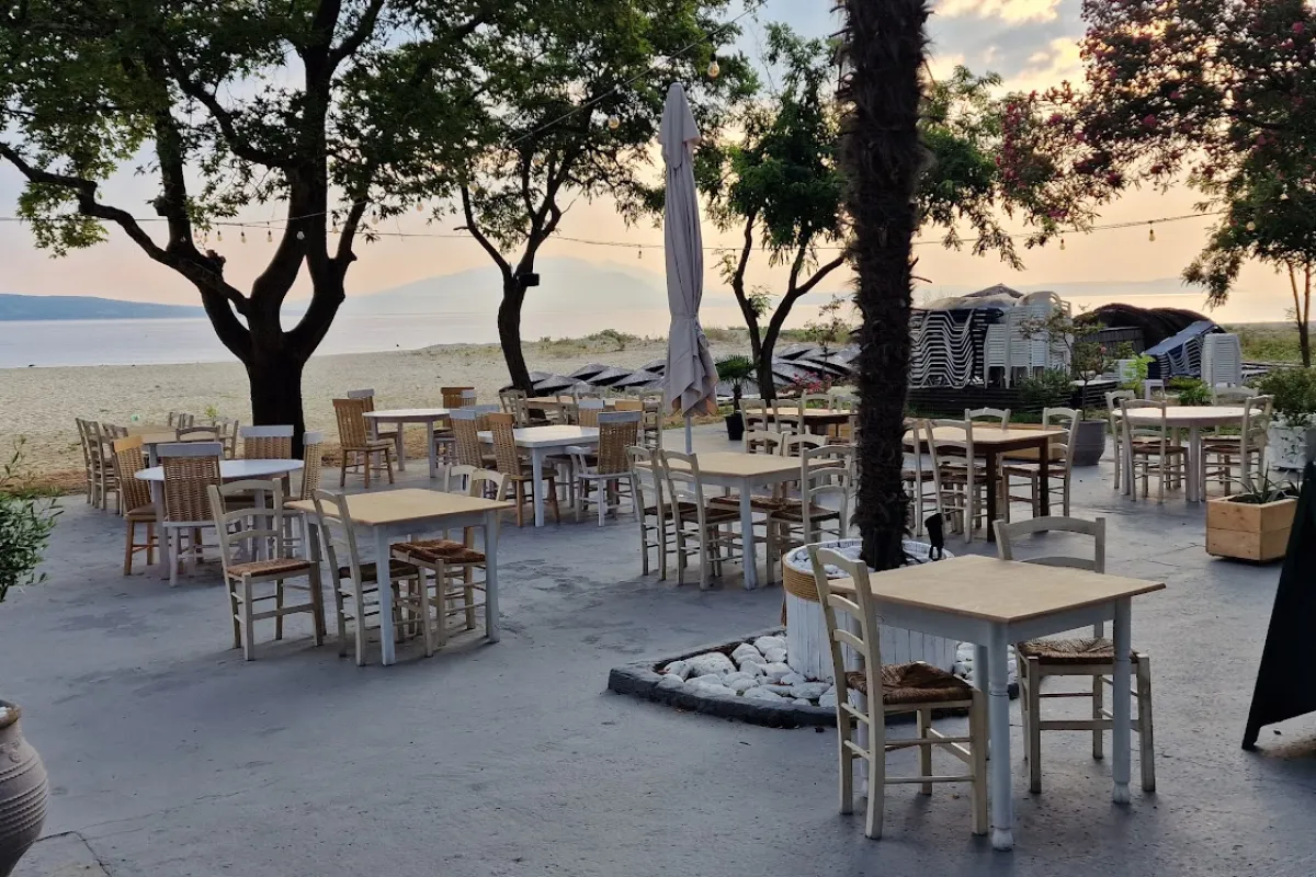Neo Faliro photo 1