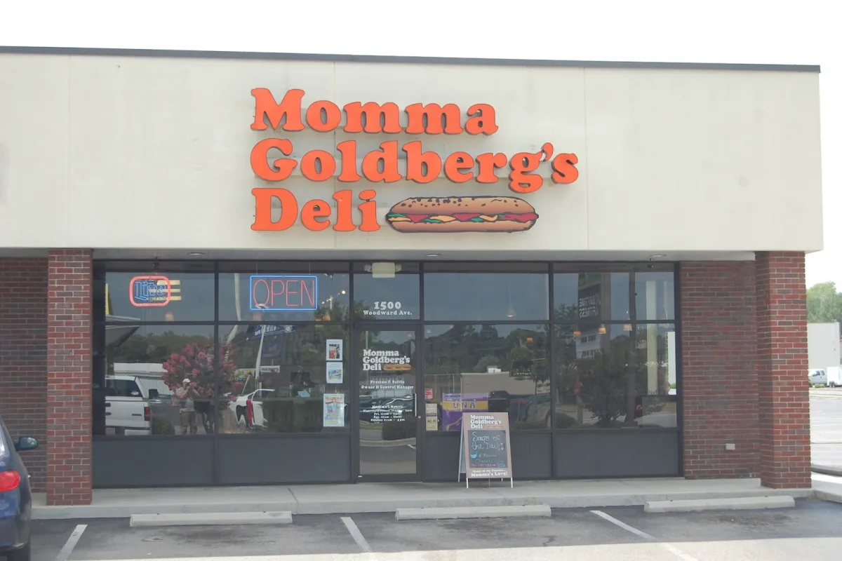 Momma Goldberg's Deli photo 1