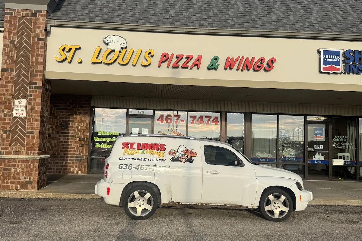 St. Louis Pizza & Wings photo 1