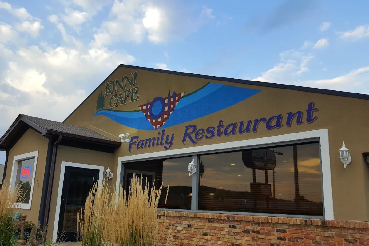 Kinni Cafe- River Falls photo 1