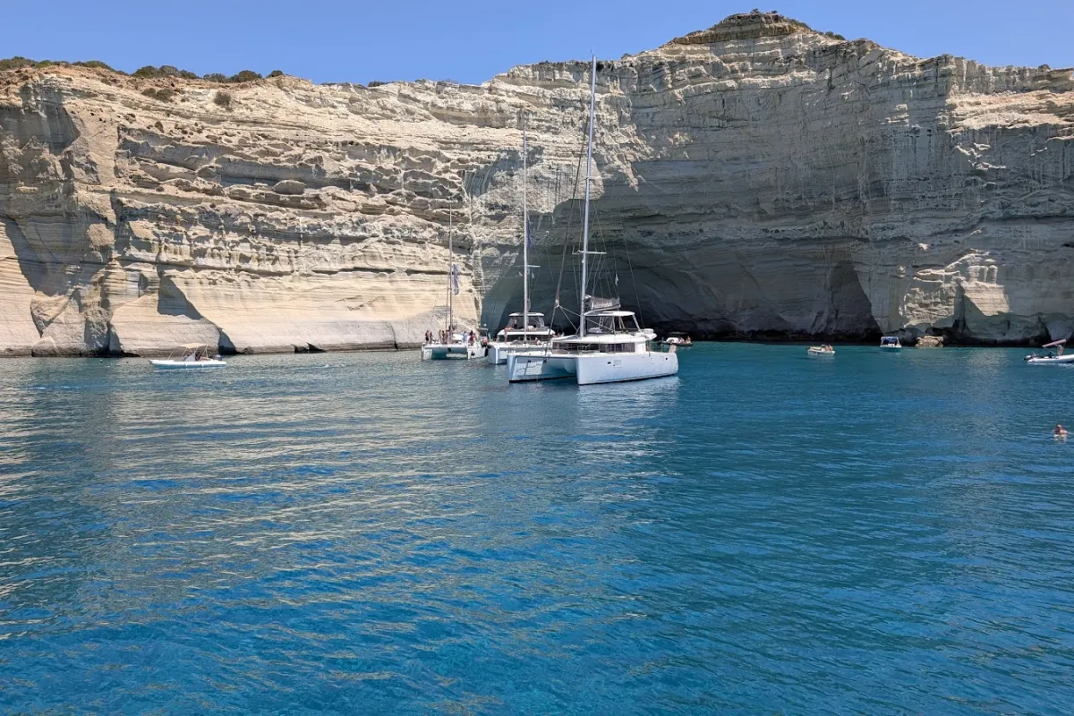 Thalassitra Sailing Travel Agency photo 1