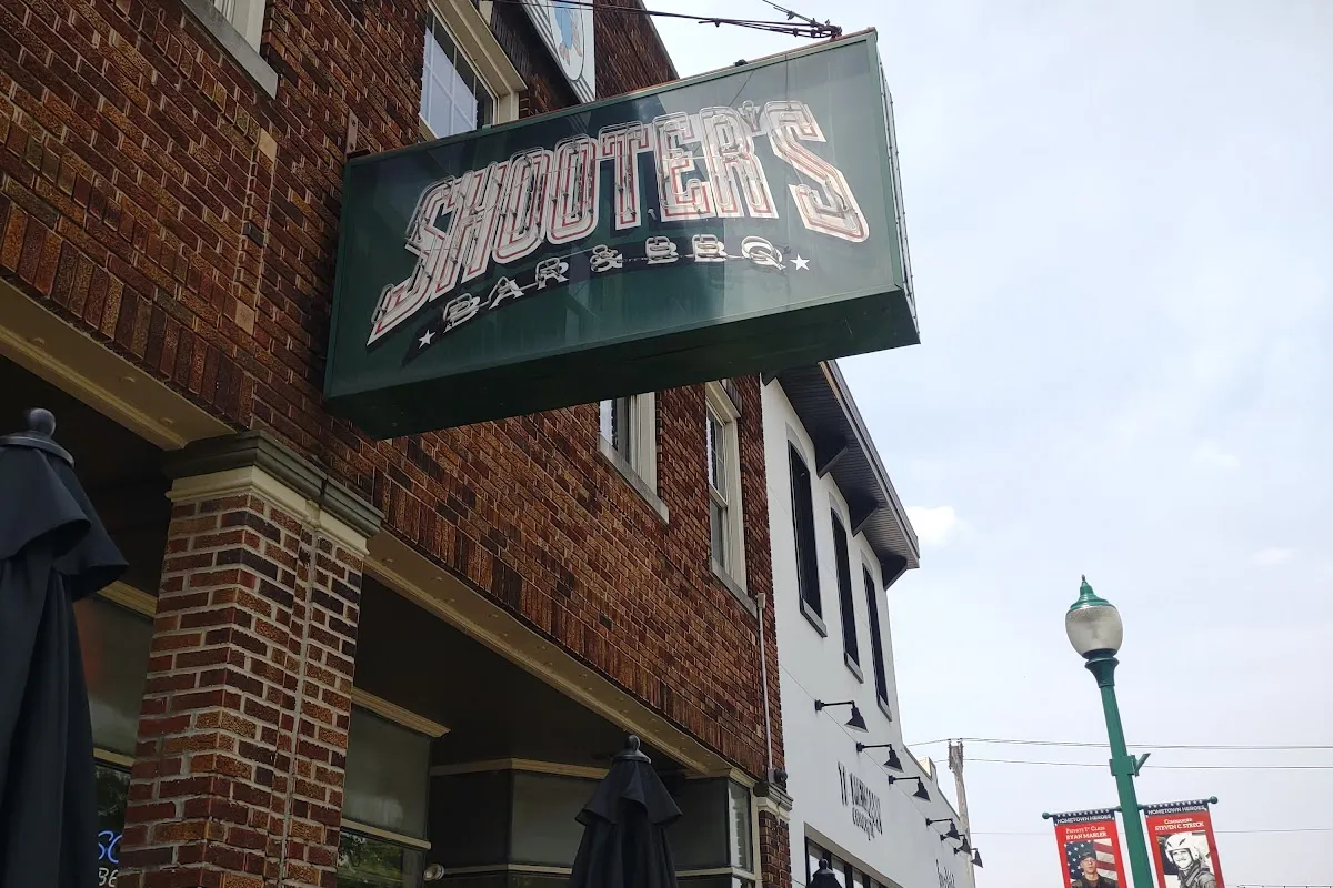 Shooters Bar & BBQ photo 1