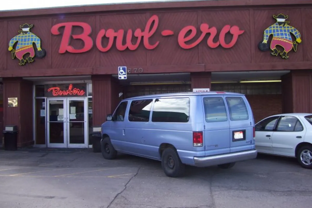 Bowl-Ero Lanes photo 1