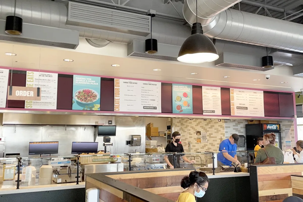 QDOBA Mexican Eats photo 1