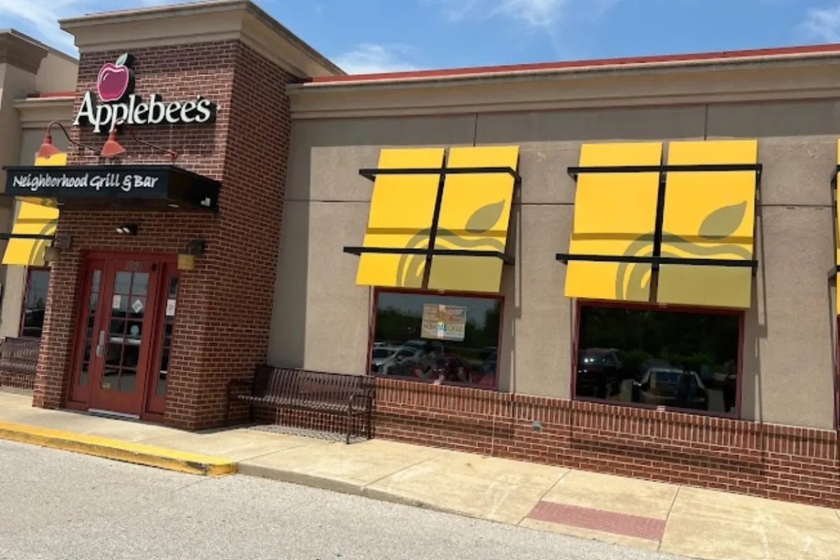 Applebee's Grill + Bar photo 1