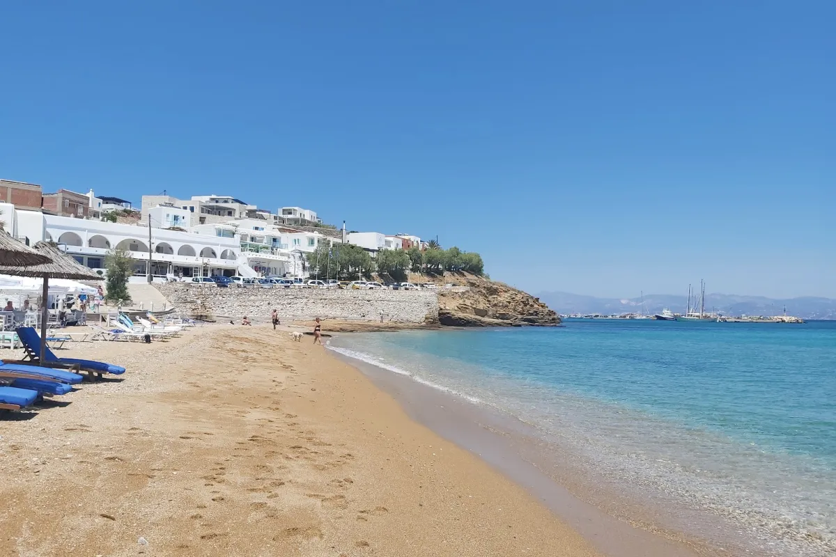 Paralia Logaras photo 1
