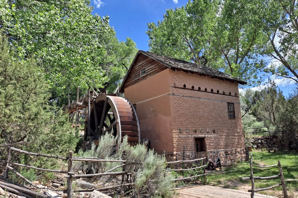 El Rancho de las Golondrinas photo 1