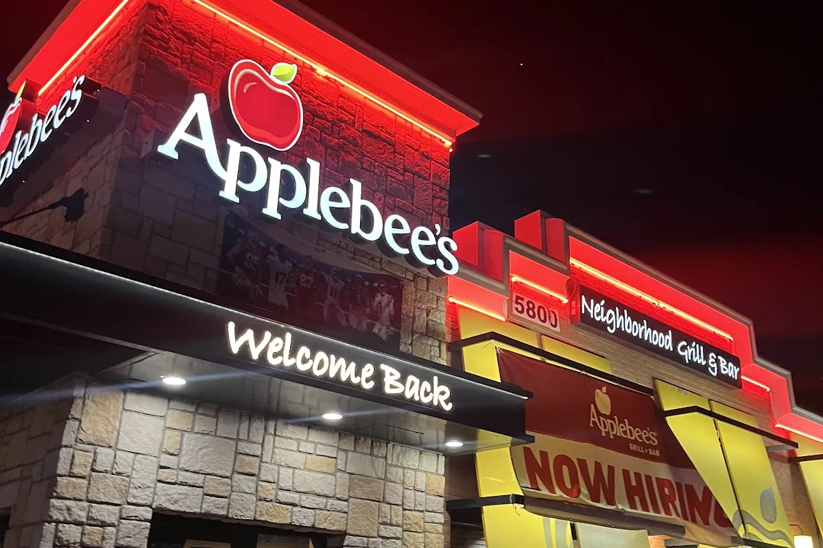 Applebee's Grill + Bar photo 1