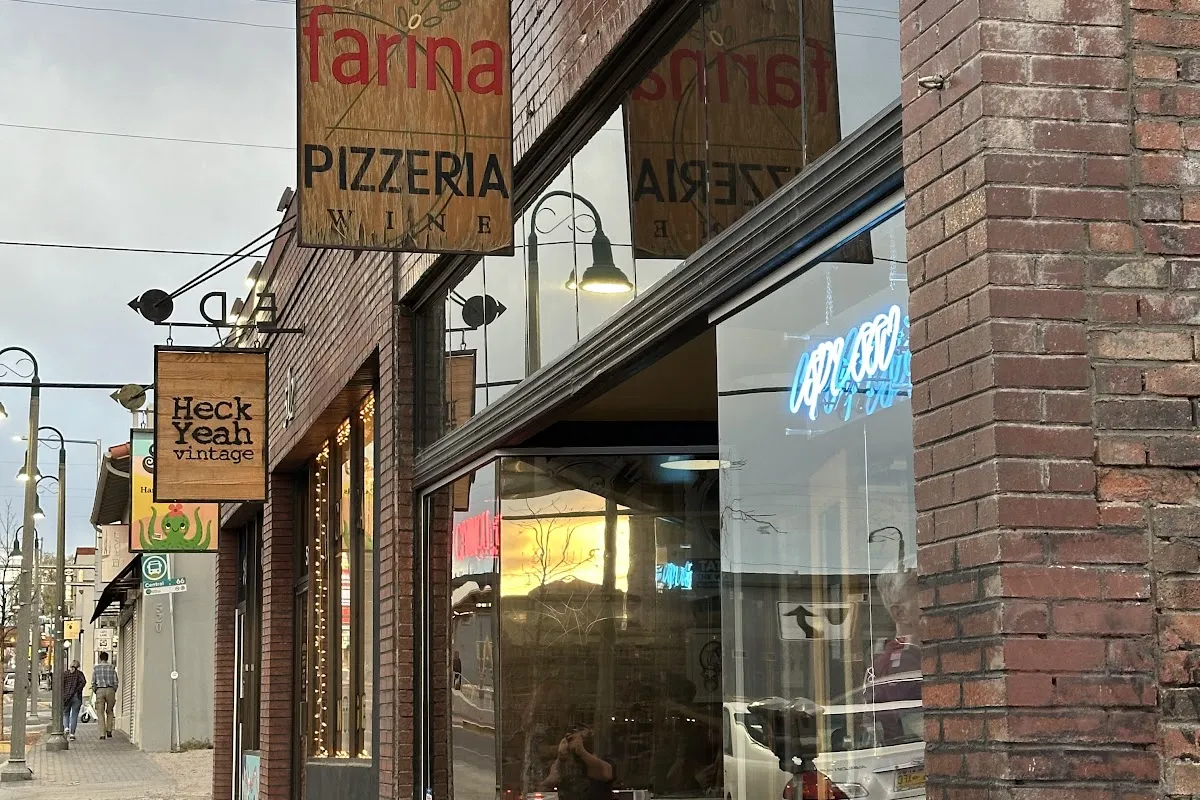 Farina Pizzeria & Wine Bar Downtown photo 1