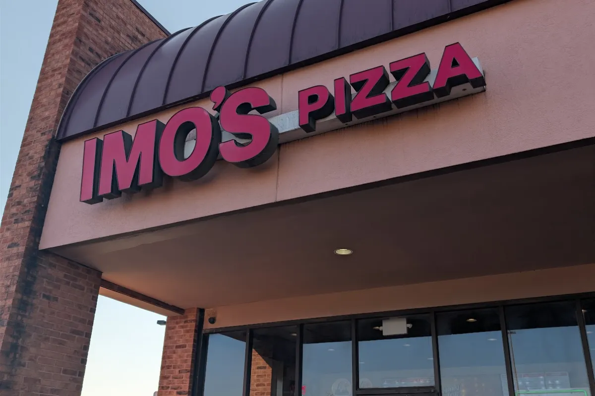 Imo's Pizza photo 1