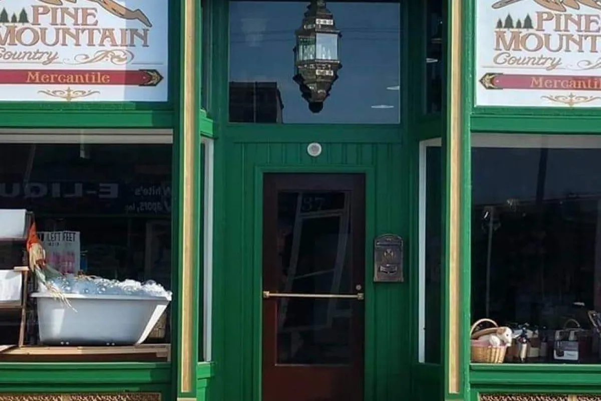Pine Mountain Country Coffee House & Mercantile photo 1