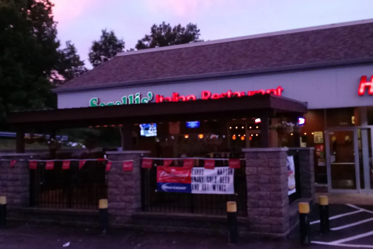 Sorellis Italian Restaurant photo 1