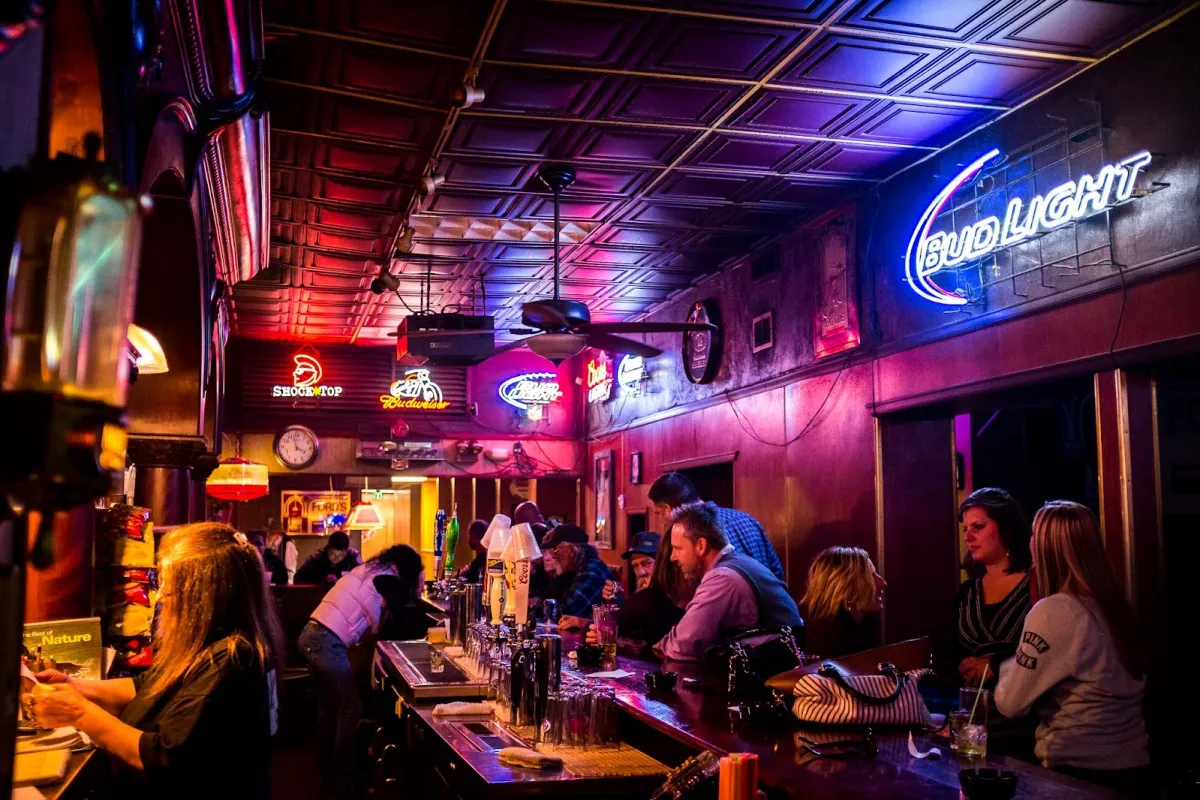 New Ford's Bar photo 1