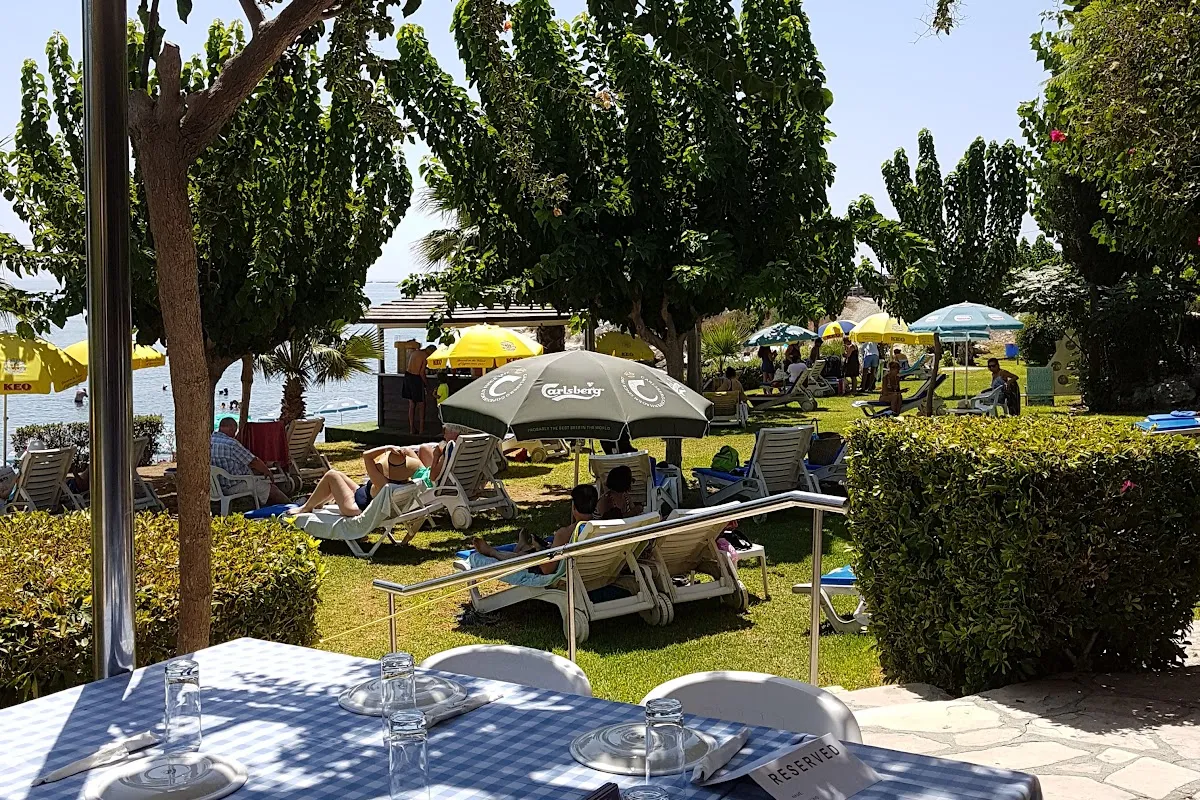 Sofroniou Beach Restaurant (Akti Sofroniou) photo 1