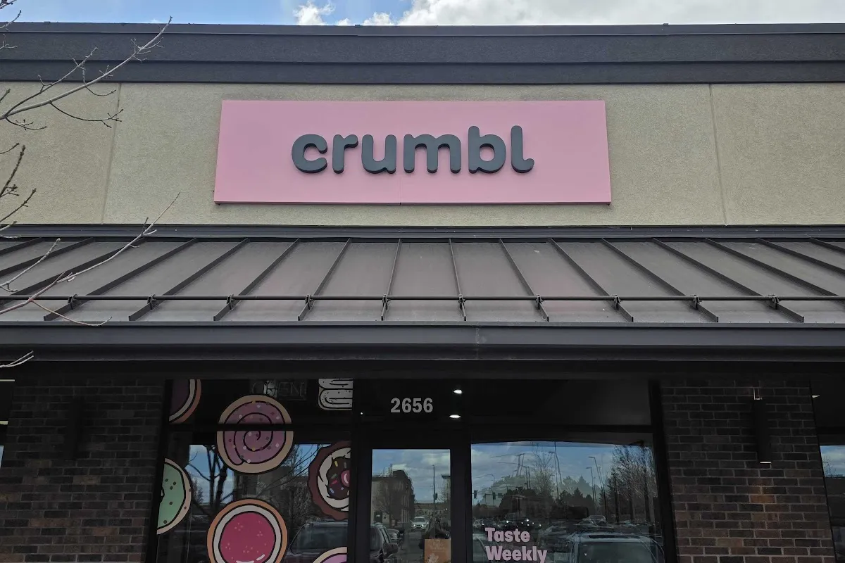 Crumbl photo 1