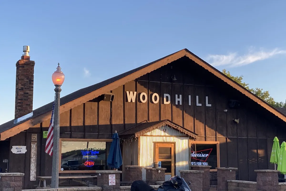 Woodhill Bar & Grill photo 1