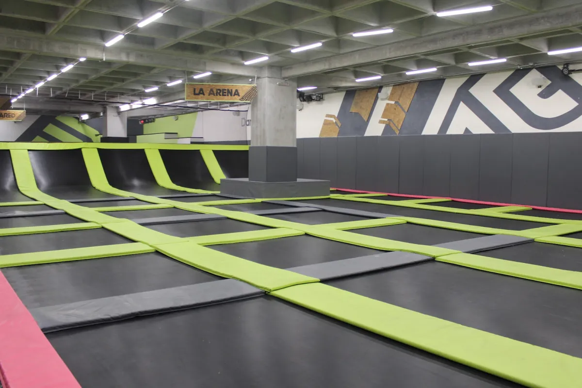 Jumpster Trampoline Park photo 1