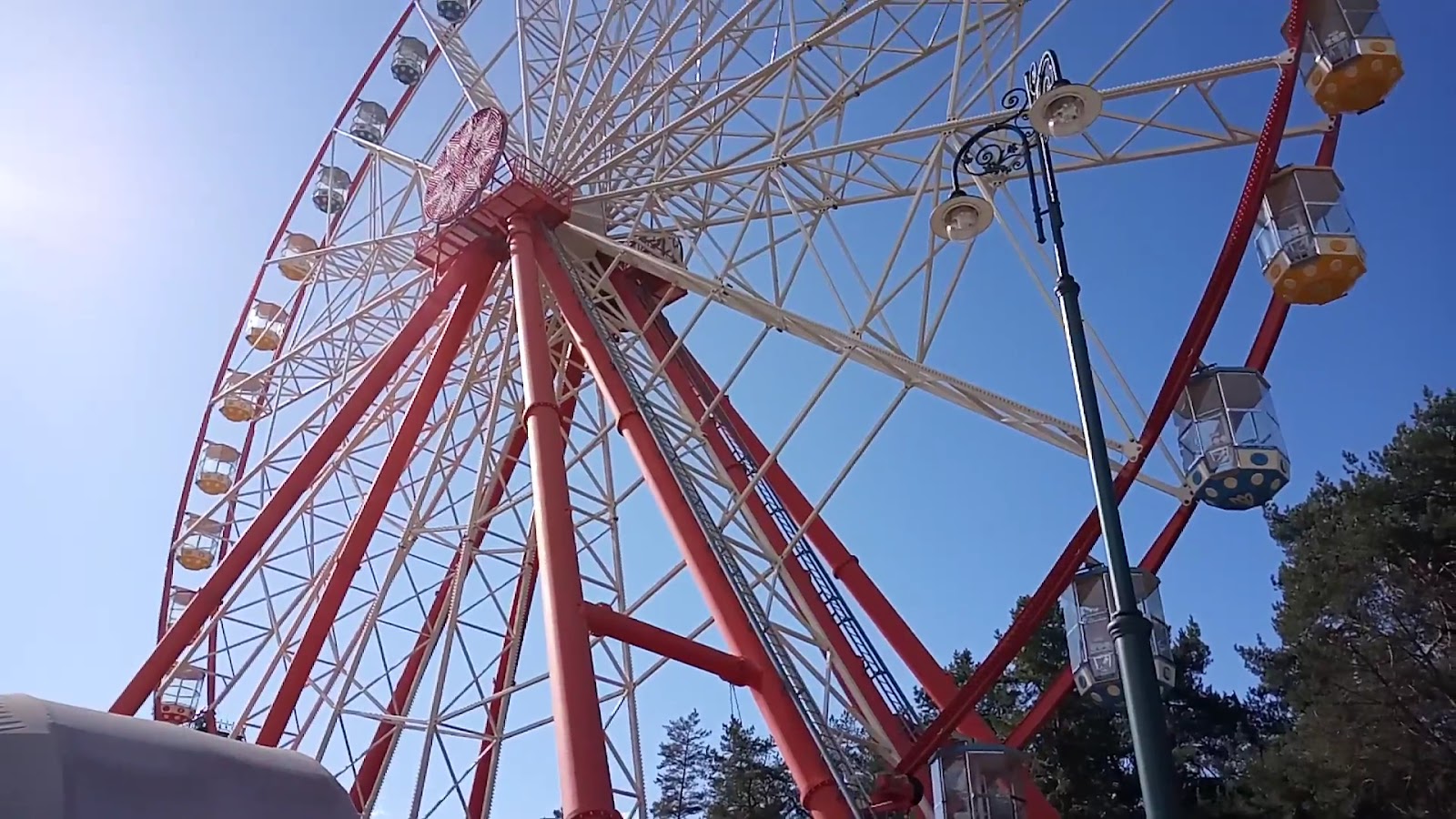 Ferris wheel photo 4