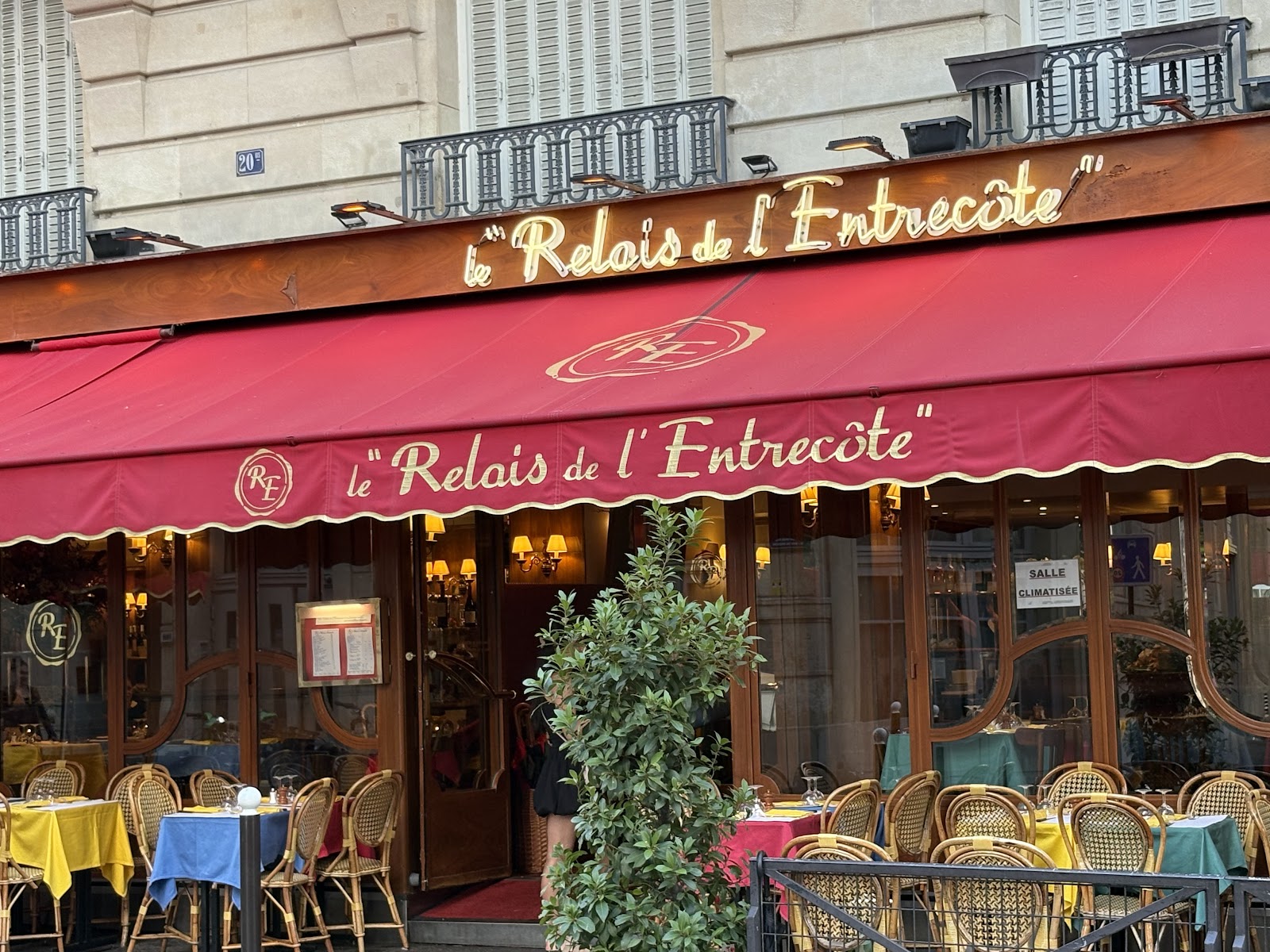 Le Relais de l'Entrecôte photo 1