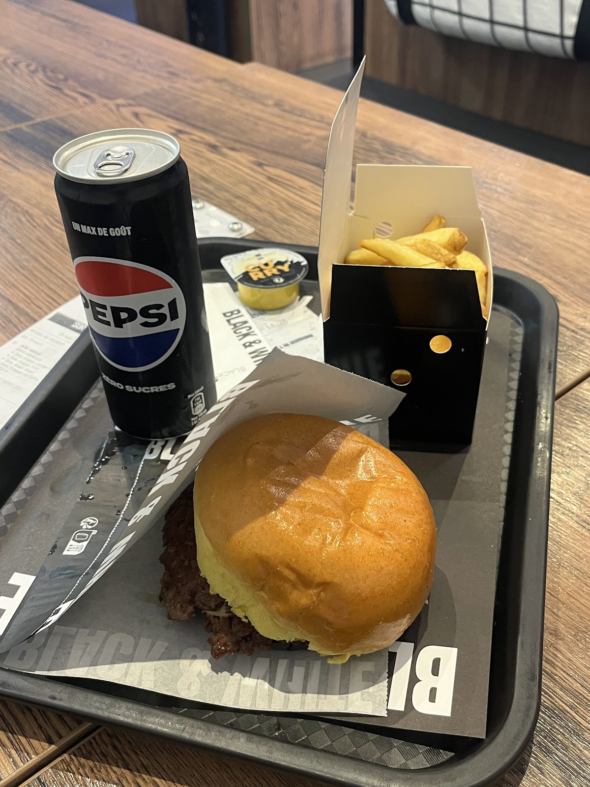 Black & White Burger Châtelet photo 6