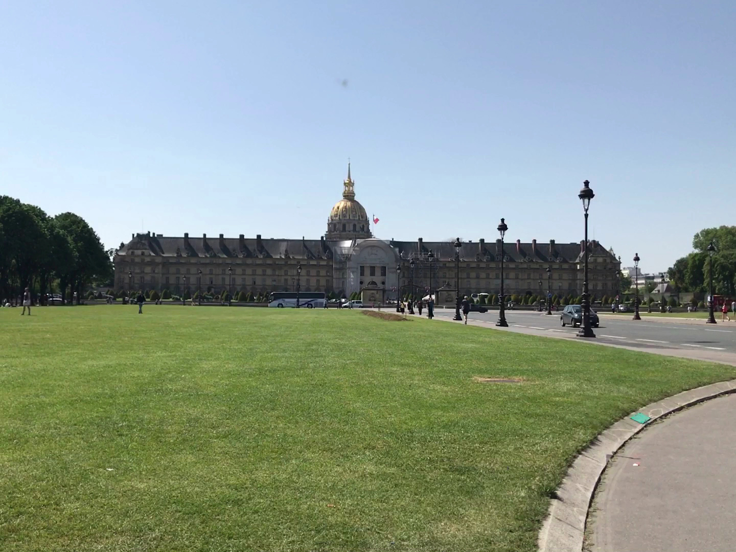 Esplanade des Invalides photo 4