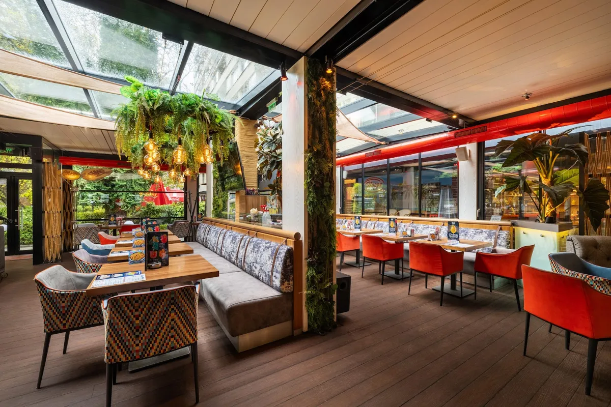Happy Bar & Grill Lazur photo 1